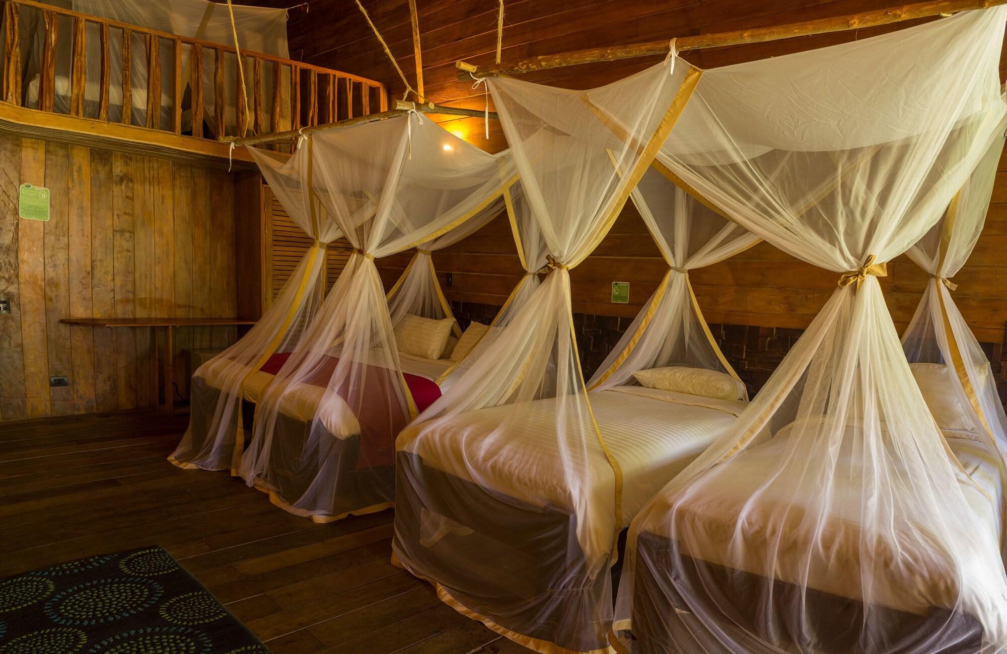 On Vacation Amazon Hotel Leticia Bagian luar foto