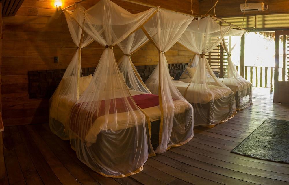 On Vacation Amazon Hotel Leticia Bagian luar foto